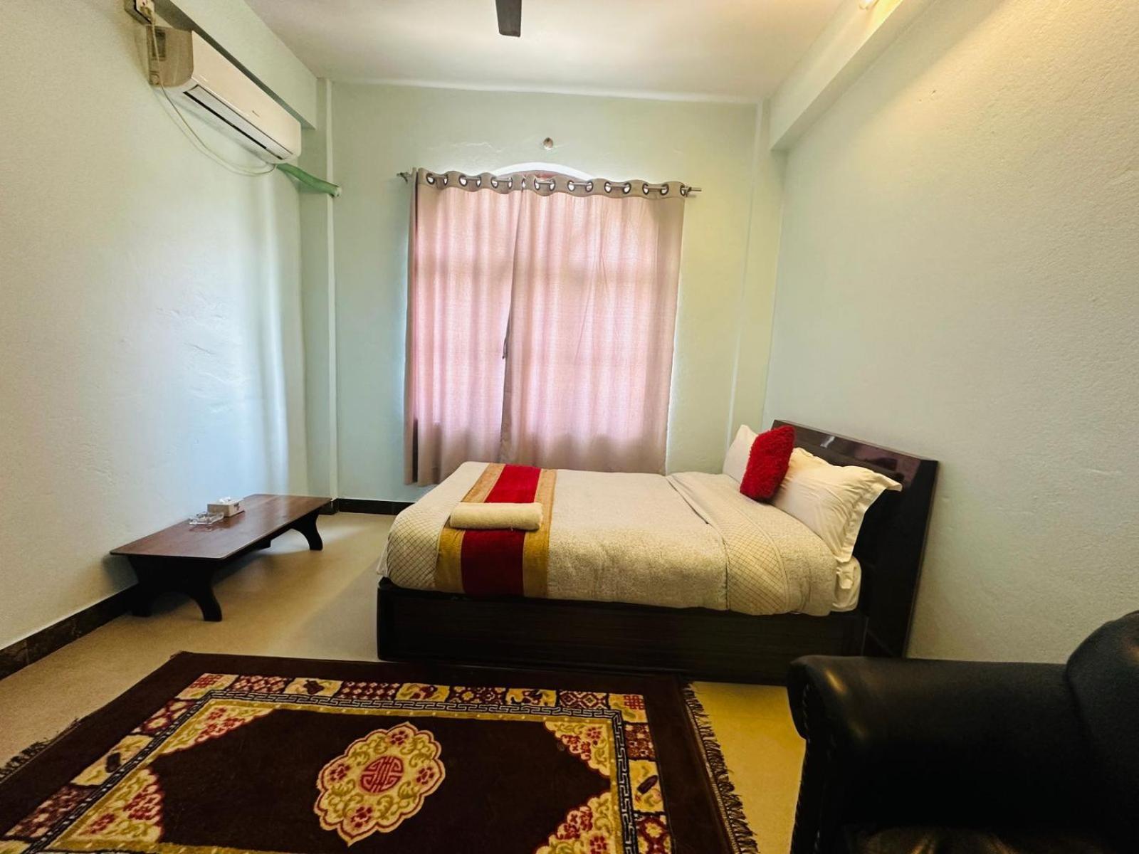 Hotel Delta Inn Katmandu Dış mekan fotoğraf